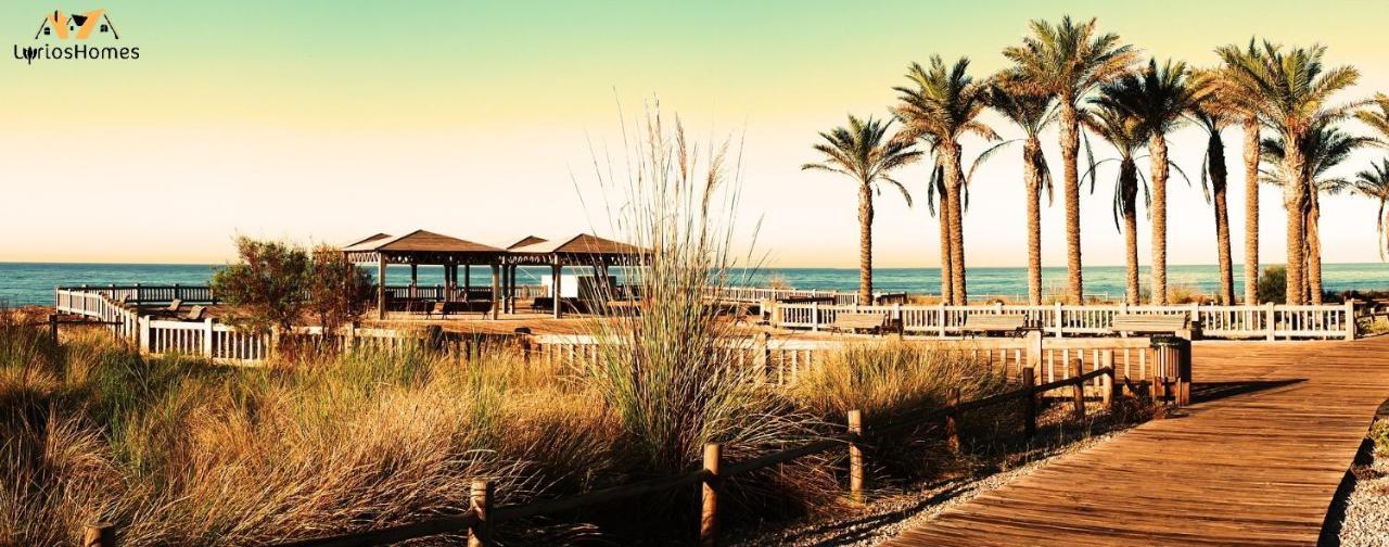 Lyrioshomes Beach Roquetas De Mar , Piscina Y Parque Infantil Exteriér fotografie